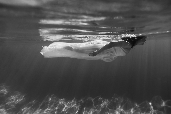 maui-underwater-maternity-photography-007